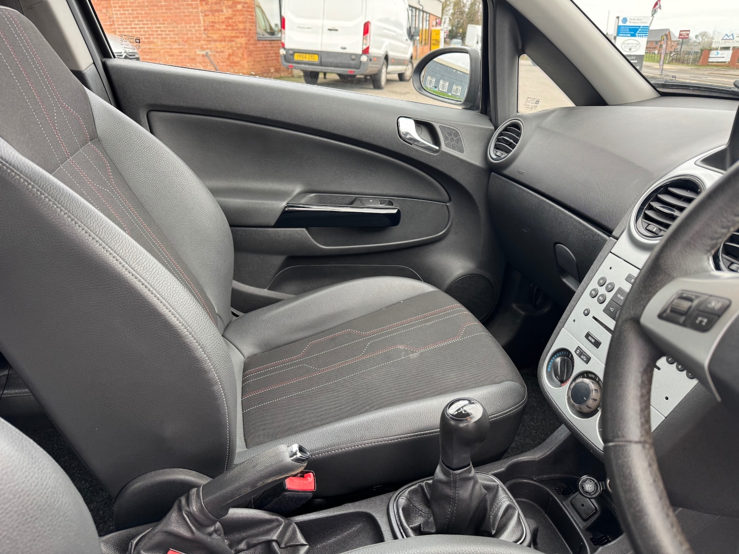 Used Vauxhall Corsa 2012 for sale - 77593649: Photo 11