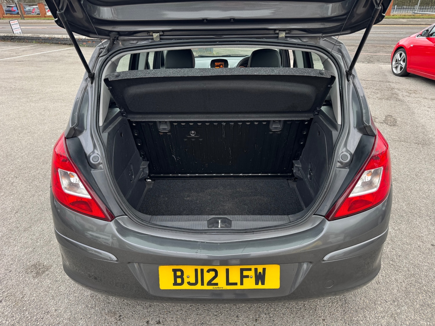 Used Vauxhall Corsa 2012 for sale - 77593649: Photo 5