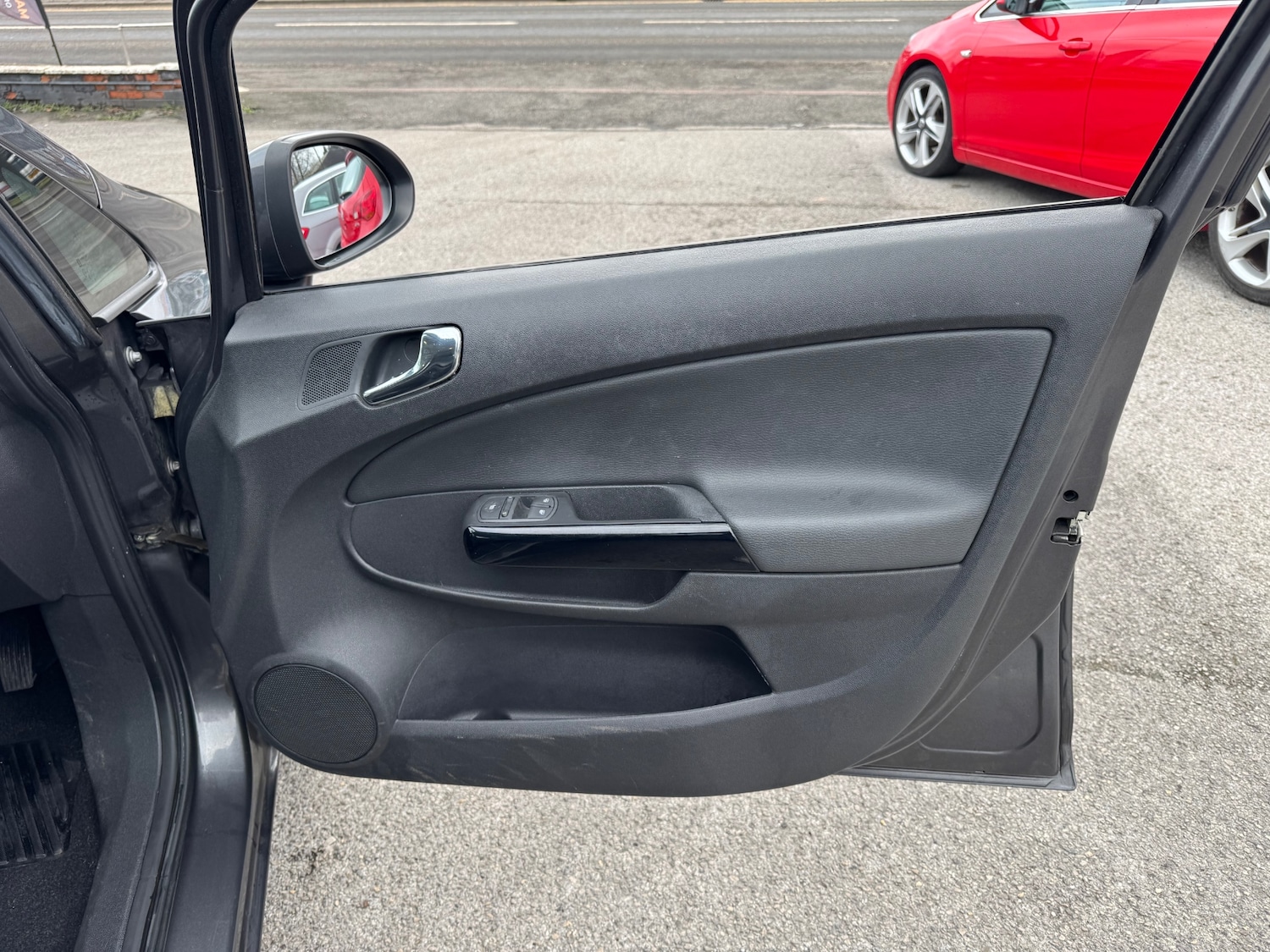 Used Vauxhall Corsa 2012 for sale - 77593649: Photo 7