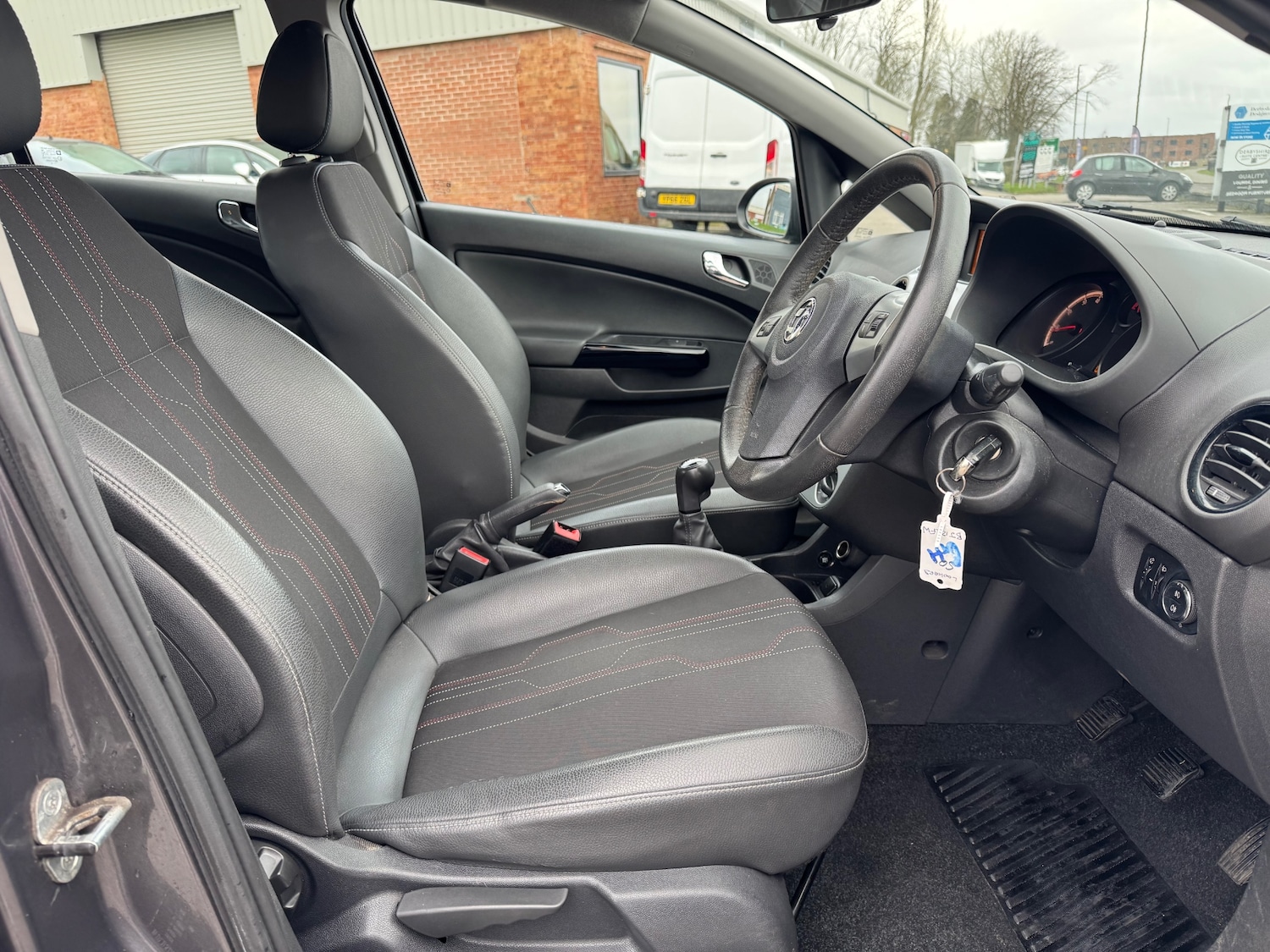 Used Vauxhall Corsa 2012 for sale - 77593649: Photo 9