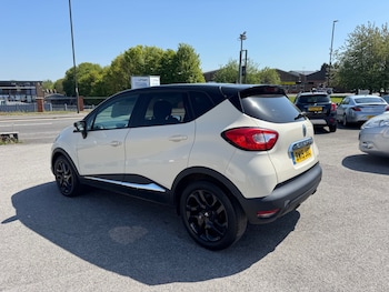Used Renault Captur 2015 for sale - 78456877: Photo