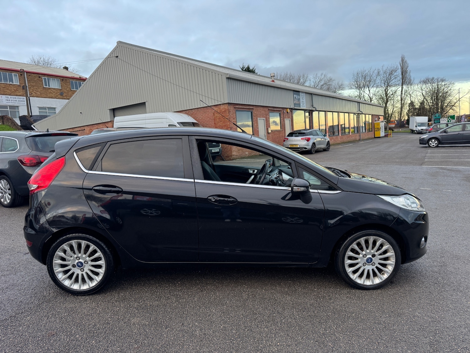 Used Ford Fiesta 2012 for sale - 77107882: Photo 7