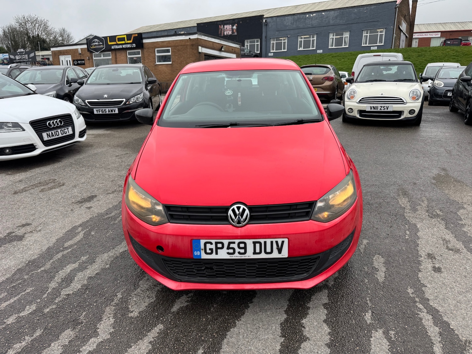 Used Volkswagen Polo 2010 for sale - 77804942: Photo 2