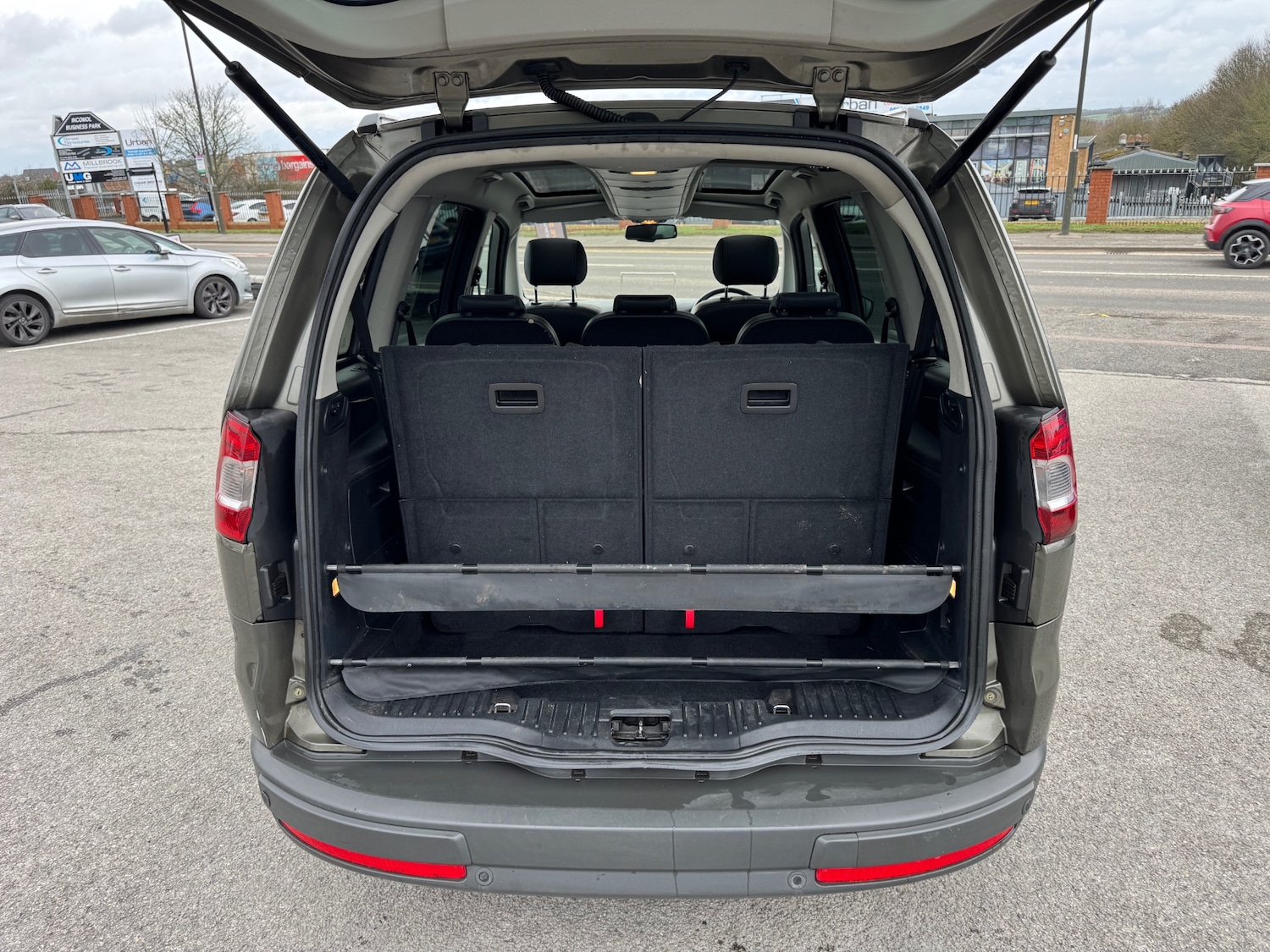 Used Ford Galaxy 2012 for sale - 77679576: Photo 5