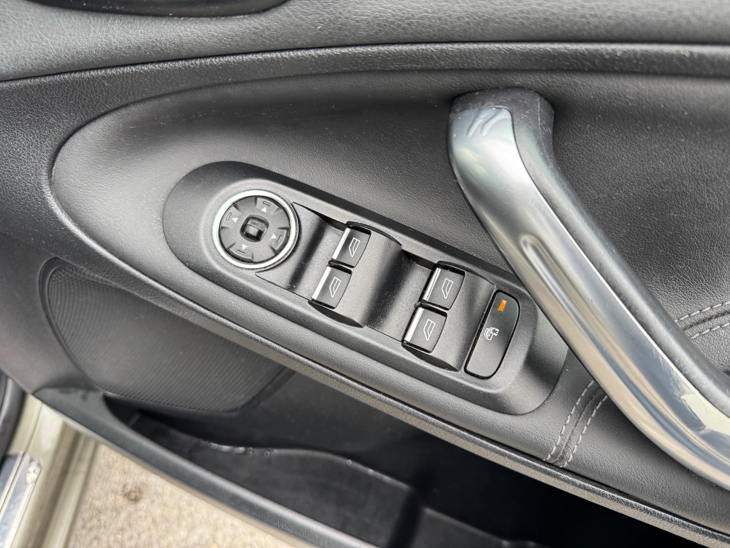 Used Ford Galaxy 2012 for sale - 77679576: Photo 8