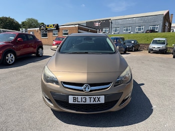 Used Vauxhall Astra 2013 for sale - 78995636: Photo