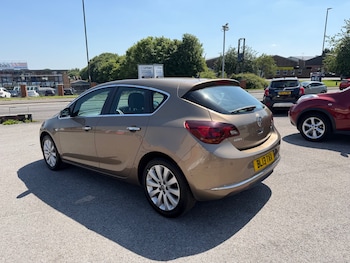 Used Vauxhall Astra 2013 for sale - 78995636: Photo