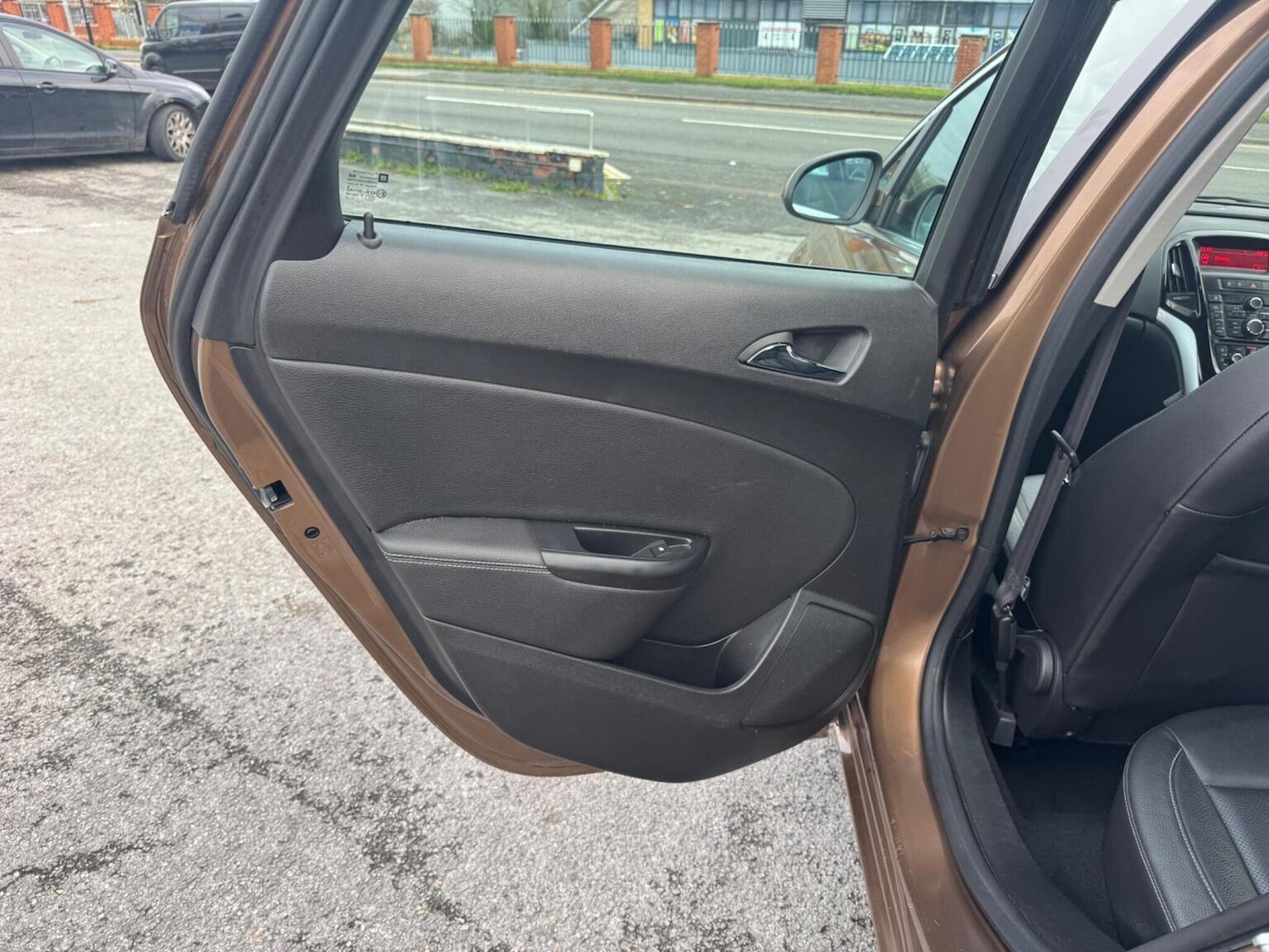 Used Vauxhall Astra 2015 for sale - 76596569: Photo 25