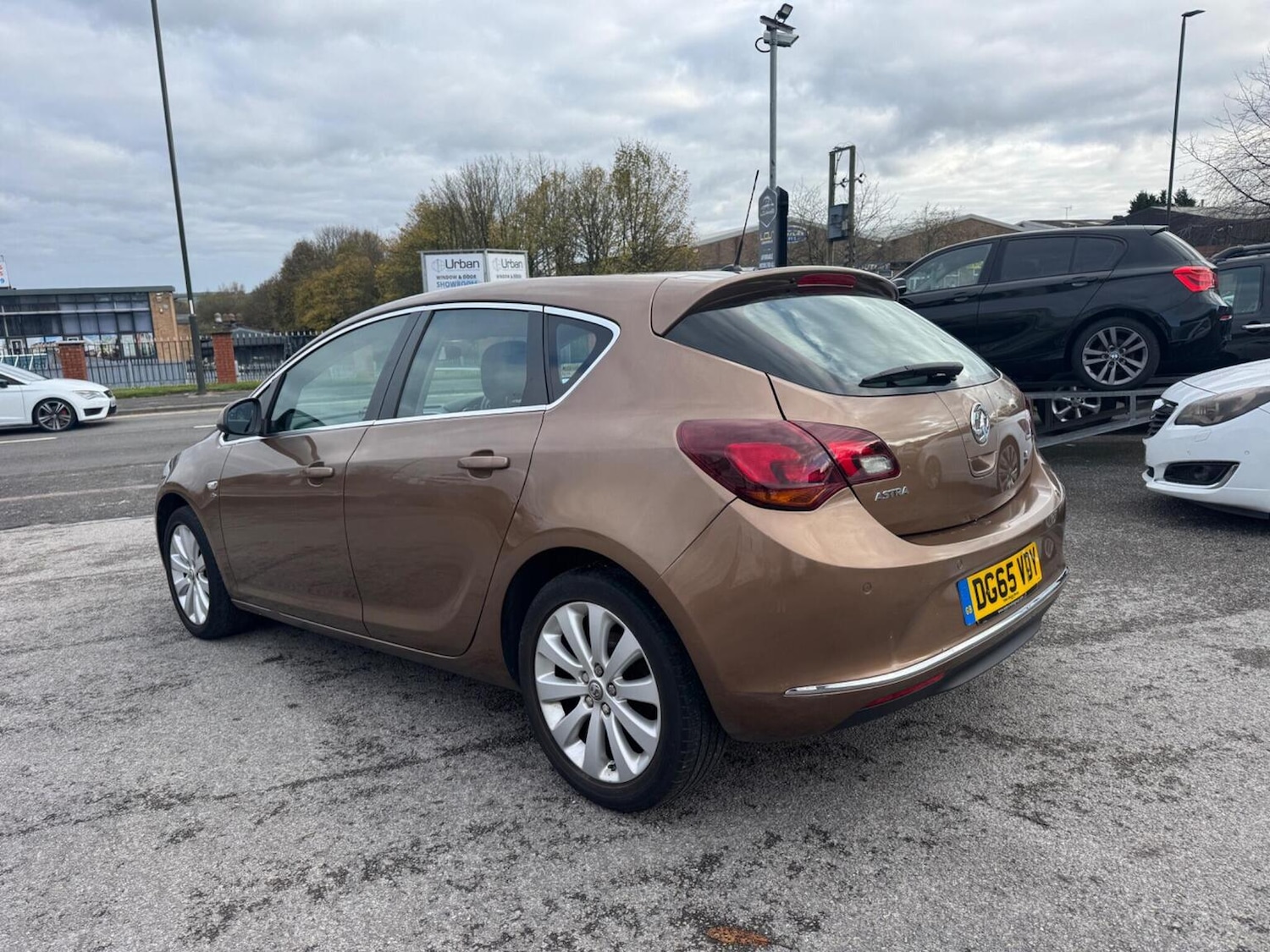 Used Vauxhall Astra 2015 for sale - 76596569: Photo 3