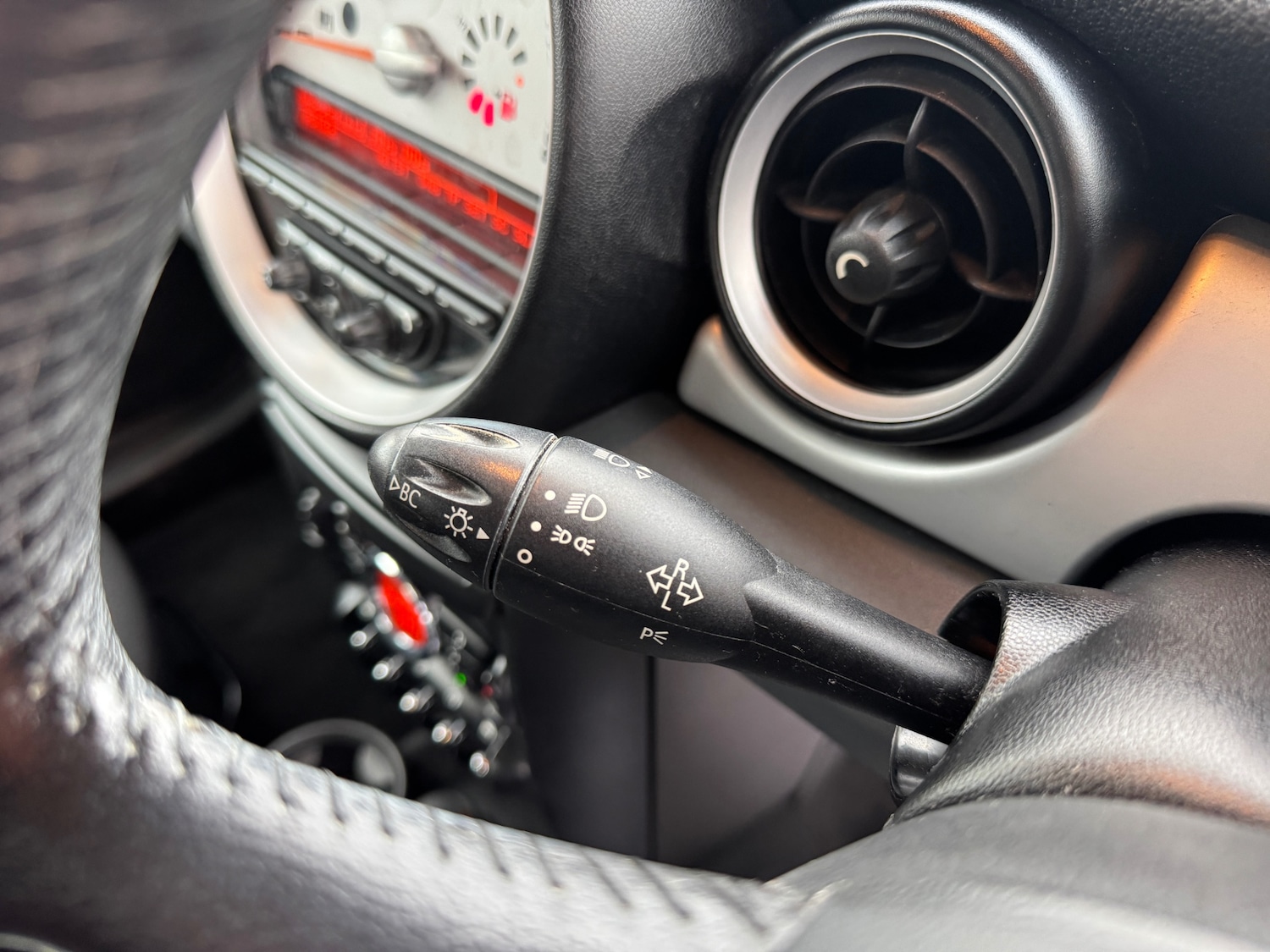 Used MINI Hatch 2011 for sale - 77053697: Photo 29