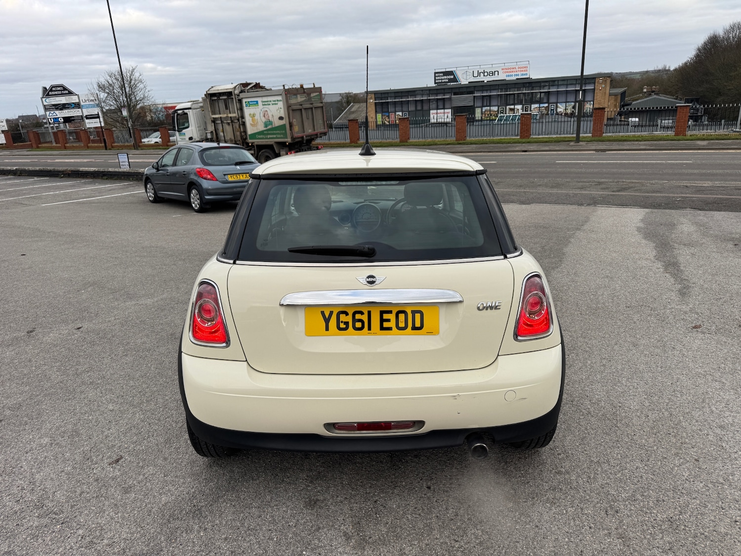 Used MINI Hatch 2011 for sale - 77053697: Photo 5
