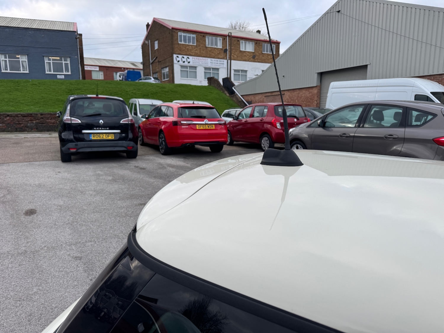 Used MINI Hatch 2011 for sale - 77053697: Photo 9