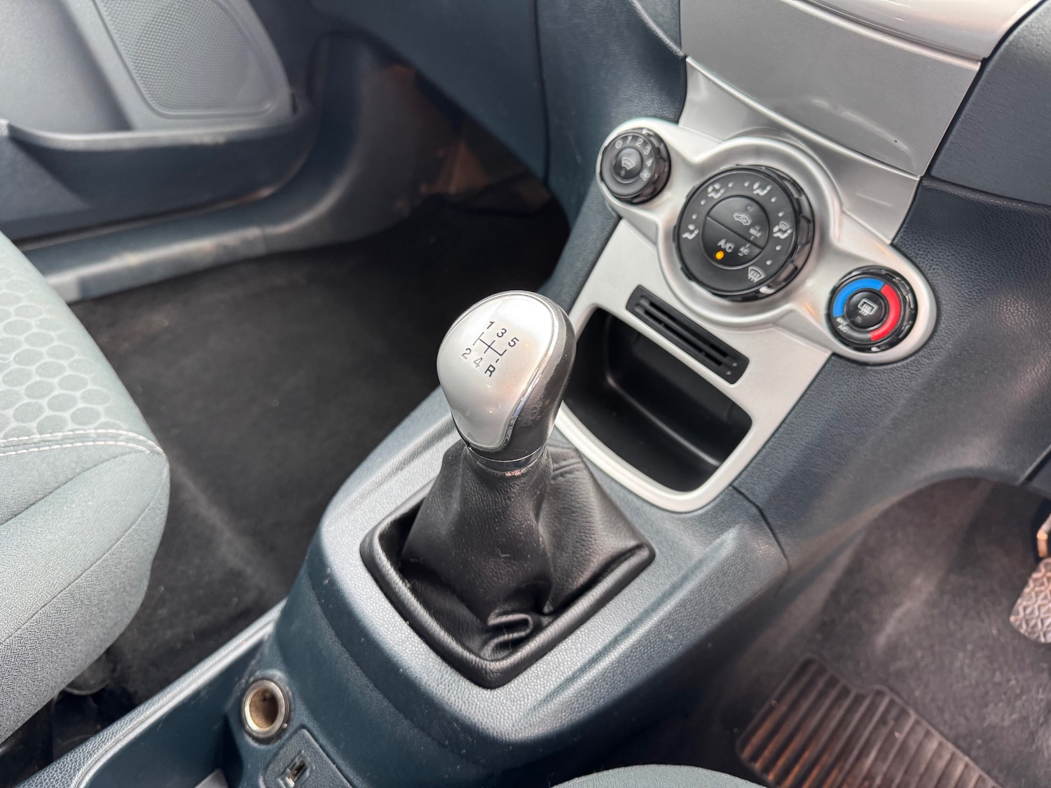 Used Ford Fiesta 2011 for sale - 77701155: Photo 18