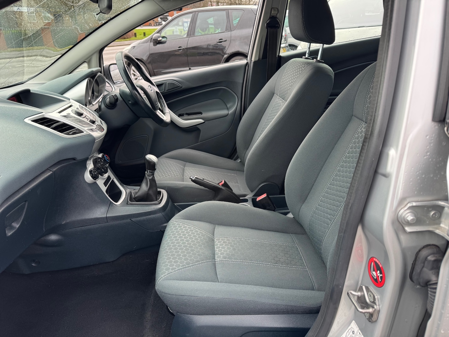 Used Ford Fiesta 2011 for sale - 77701155: Photo 23