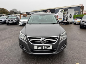 Used Volkswagen Tiguan 2011 for sale - 76576859: Photo