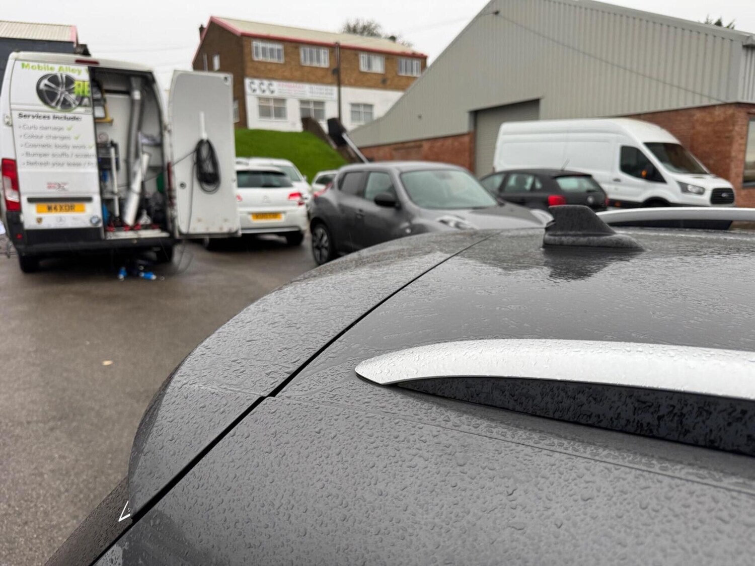 Used Volkswagen Tiguan 2011 for sale - 76576859: Photo 35