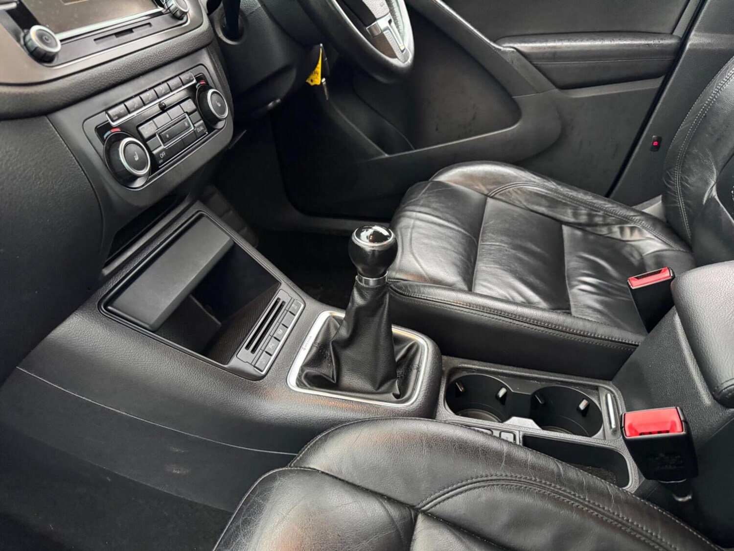 Used Volkswagen Tiguan 2011 for sale - 76576859: Photo 37