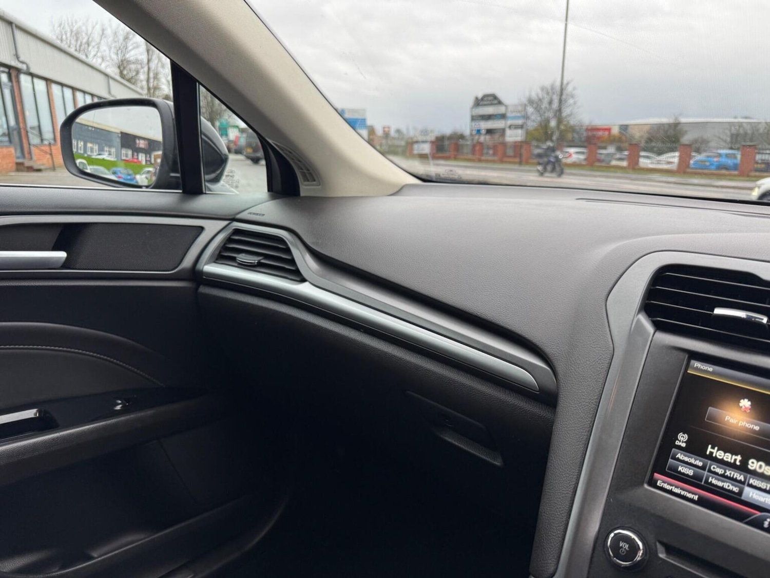 Used Ford Mondeo 2016 for sale - 76830351: Photo 35