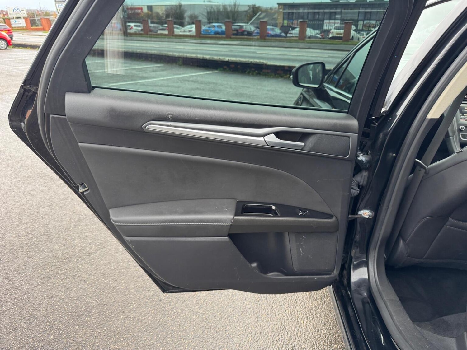 Used Ford Mondeo 2016 for sale - 76830351: Photo 44