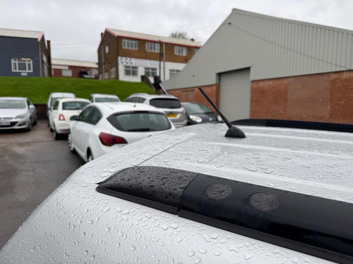 Used Suzuki Grand Vitara 2011 for sale - 76830383: Photo 11