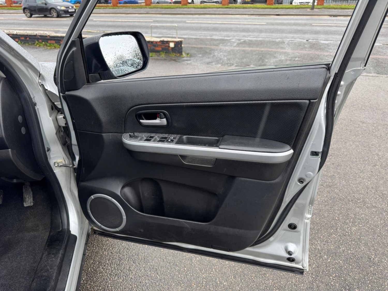 Used Suzuki Grand Vitara 2011 for sale - 76830383: Photo 26