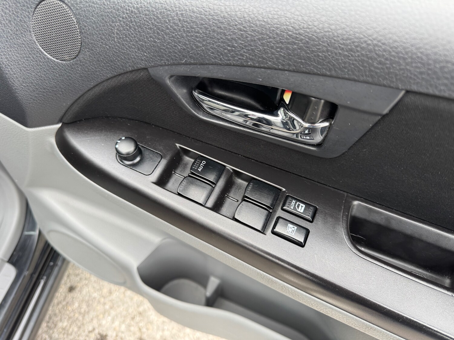 Used Suzuki SX4 2012 for sale - 77594750: Photo 8