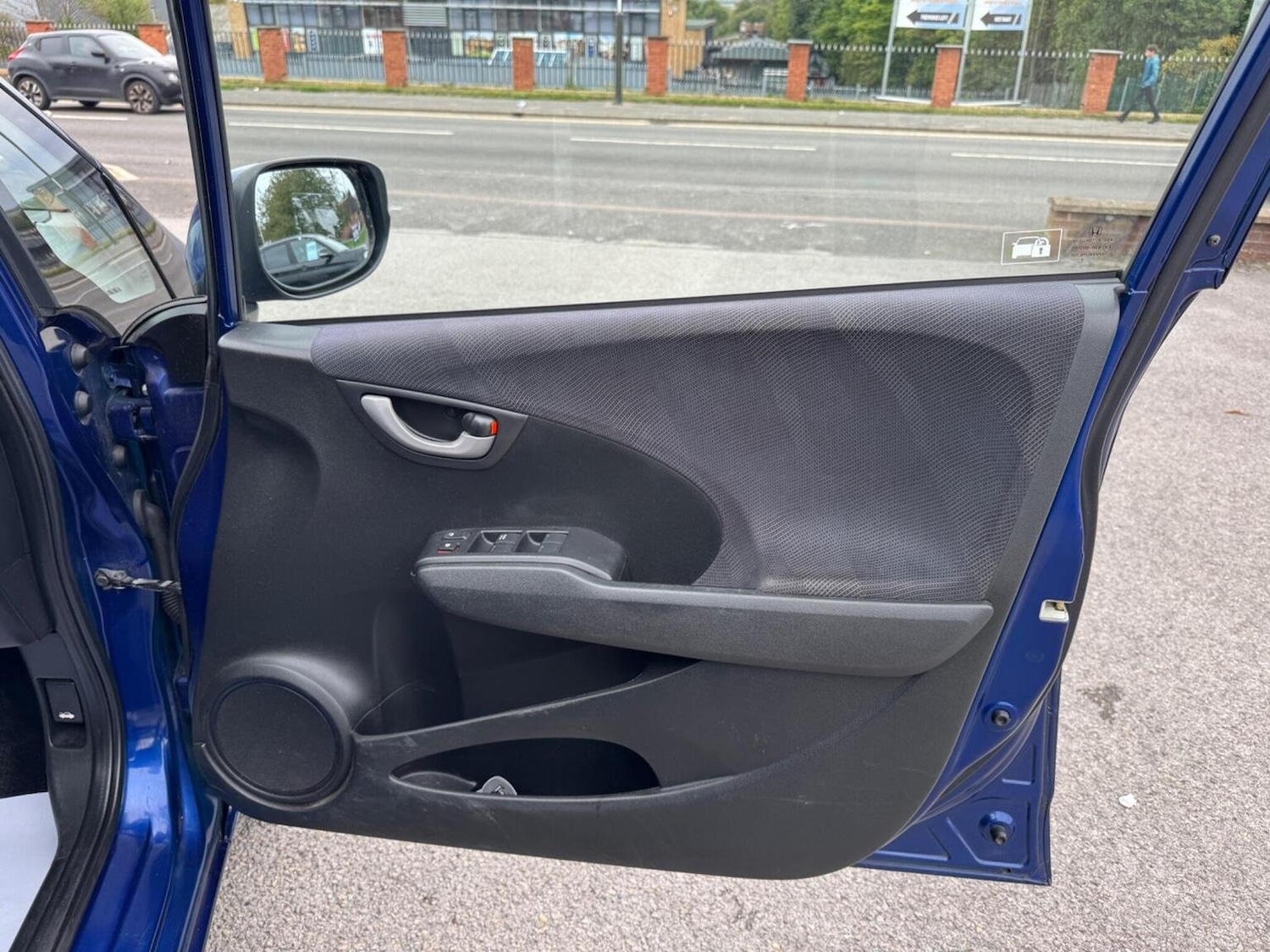 Used Honda Jazz 2011 for sale - 76576899: Photo 25