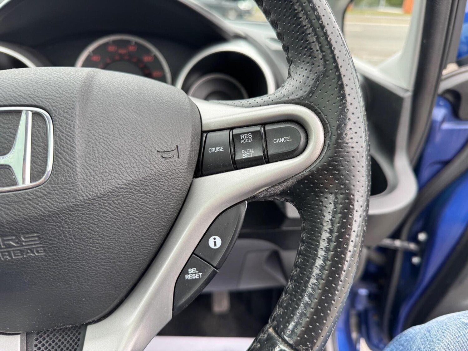 Used Honda Jazz 2011 for sale - 76576899: Photo 32