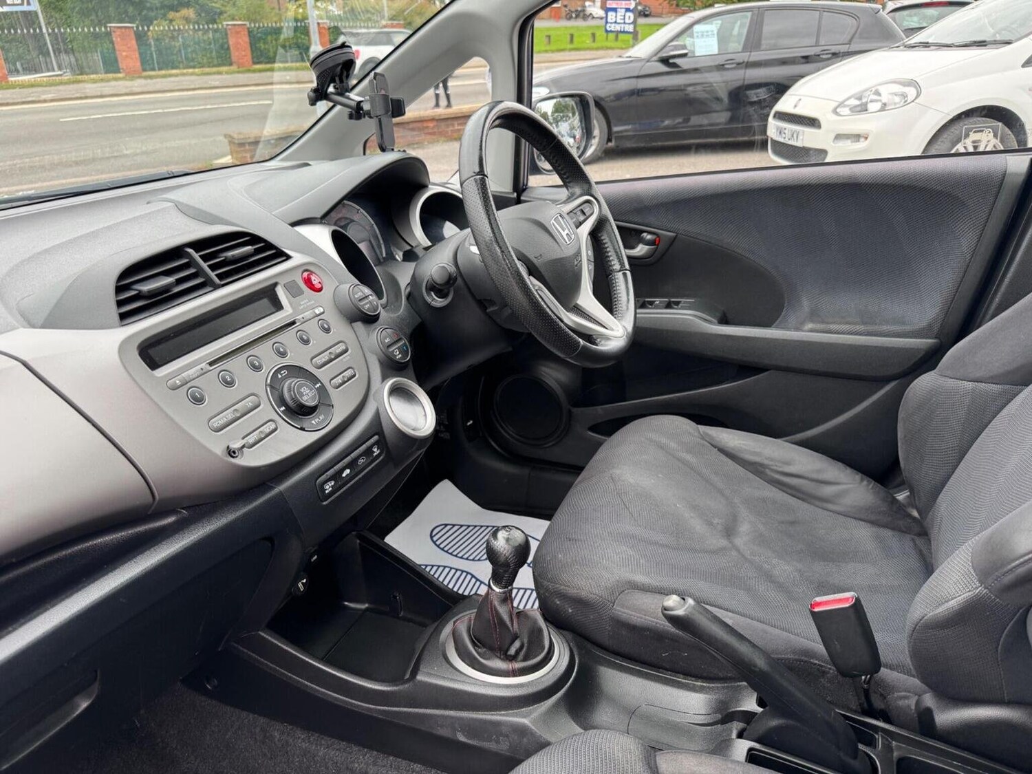 Used Honda Jazz 2011 for sale - 76576899: Photo 41