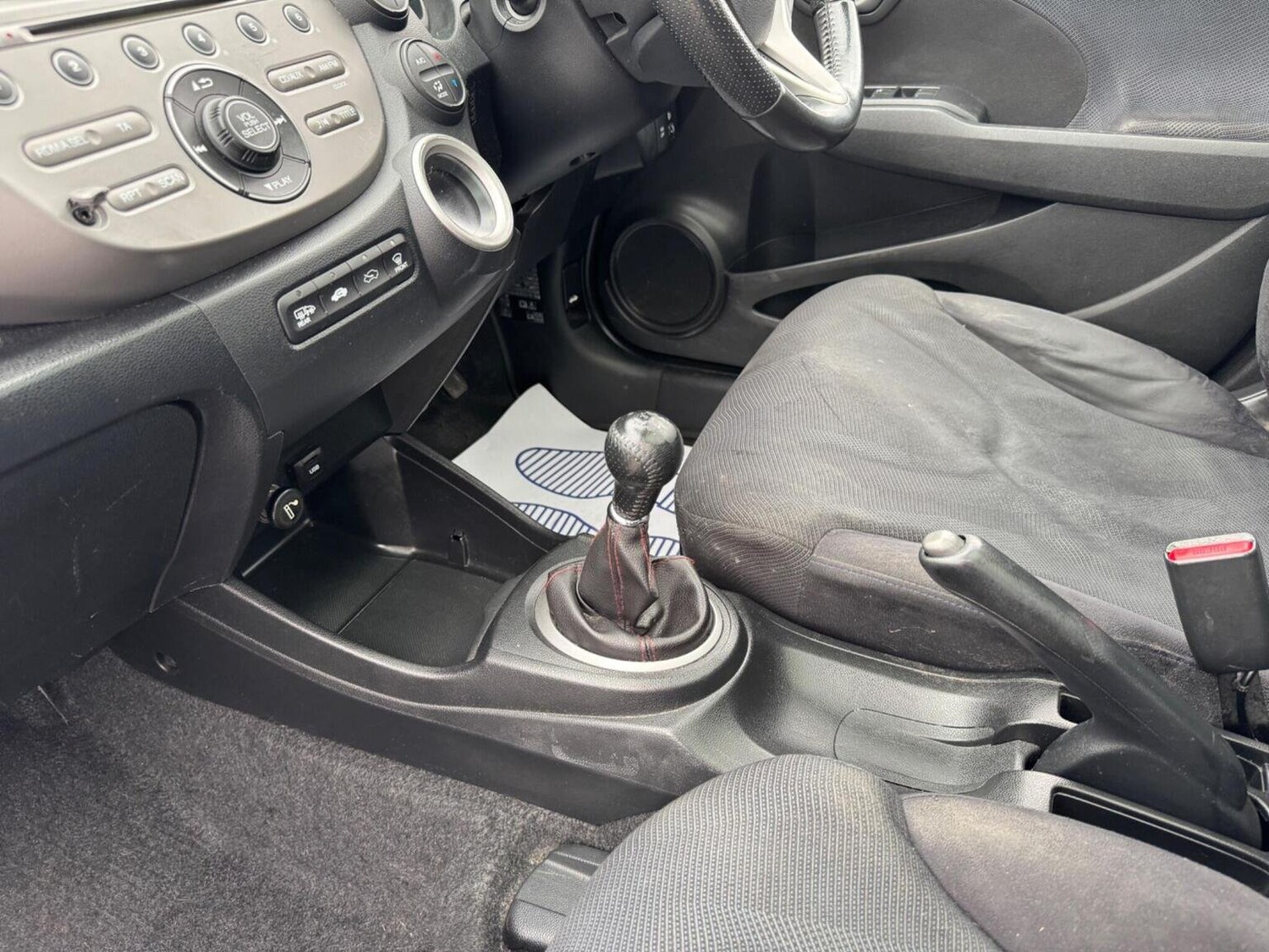 Used Honda Jazz 2011 for sale - 76576899: Photo 42