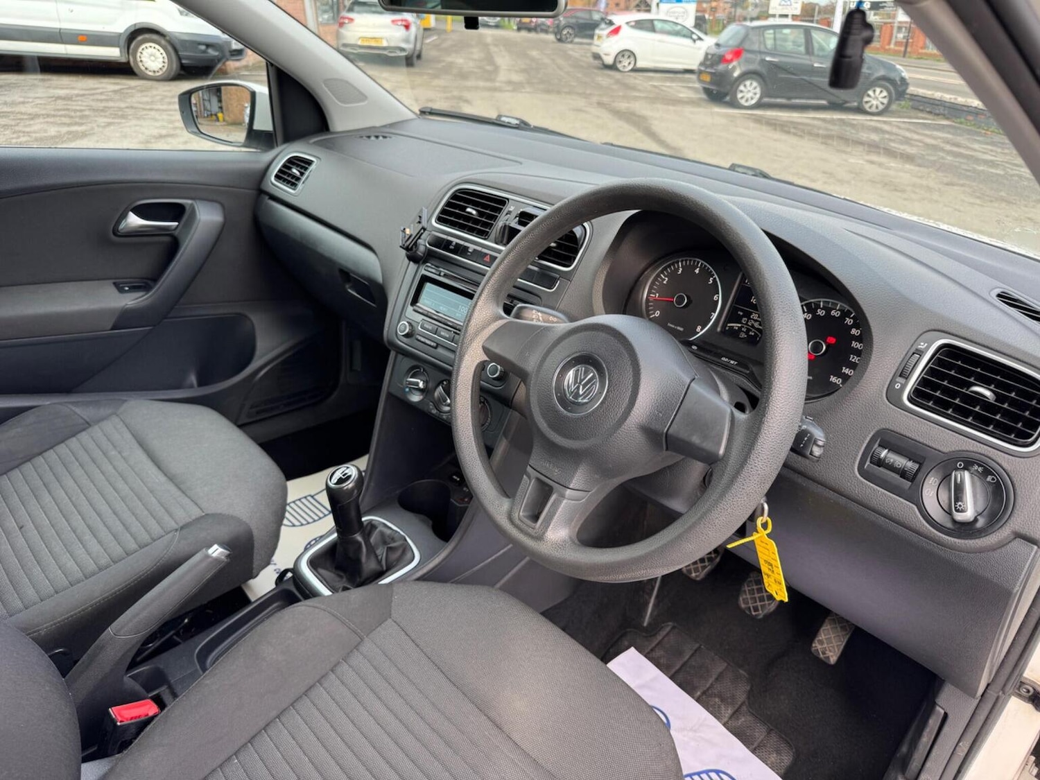 Used Volkswagen Polo 2012 for sale - 76576851: Photo 25