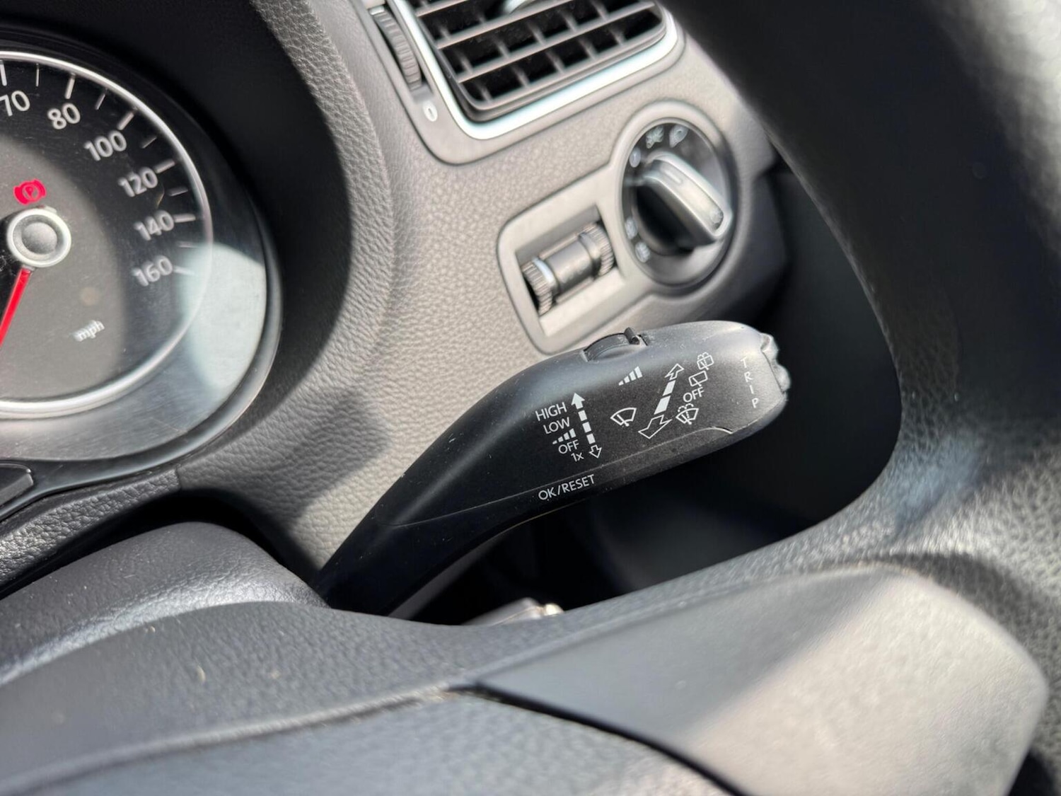 Used Volkswagen Polo 2012 for sale - 76576851: Photo 31