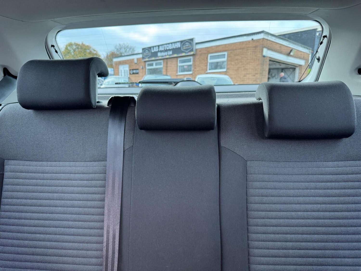 Used Volkswagen Polo 2012 for sale - 76576851: Photo 39