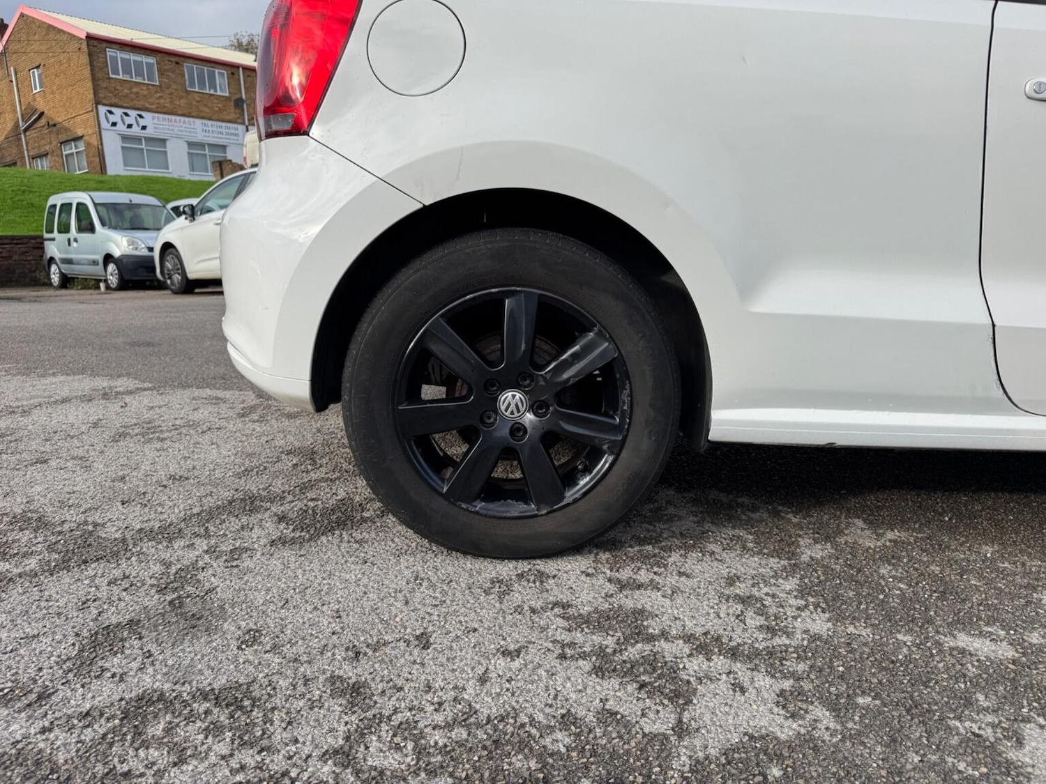 Used Volkswagen Polo 2012 for sale - 76576851: Photo 8