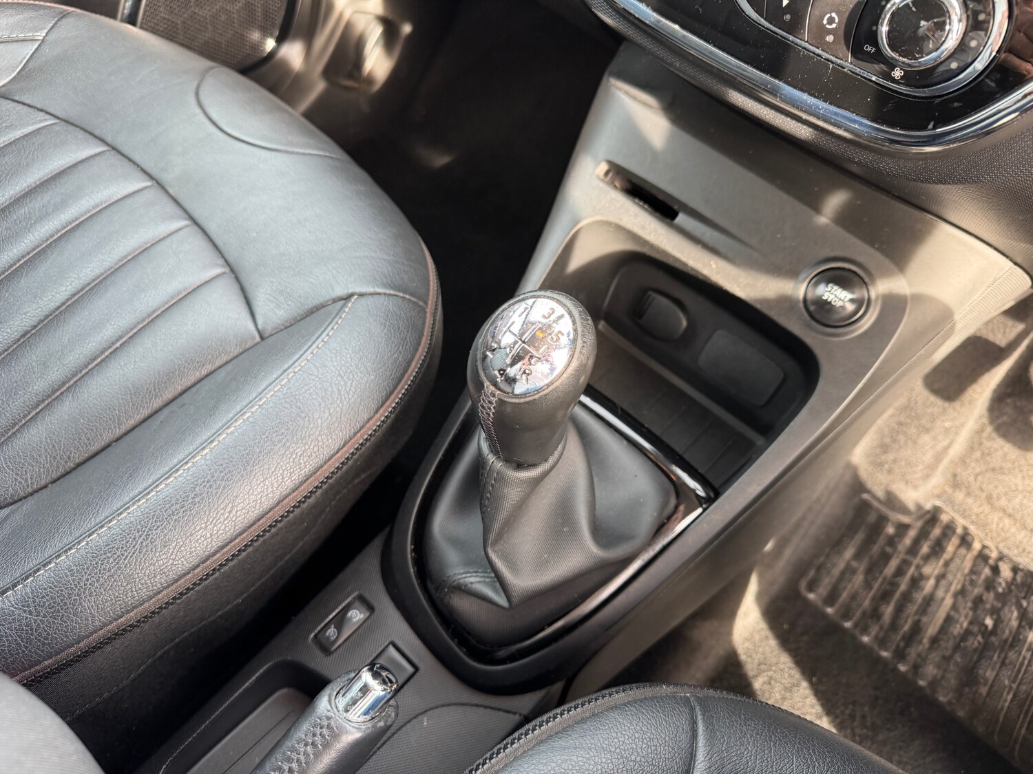 Used Renault Captur 2015 for sale - 77581731: Photo 20