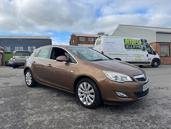 Used Vauxhall Astra 2015 for sale - 77758553: Photo