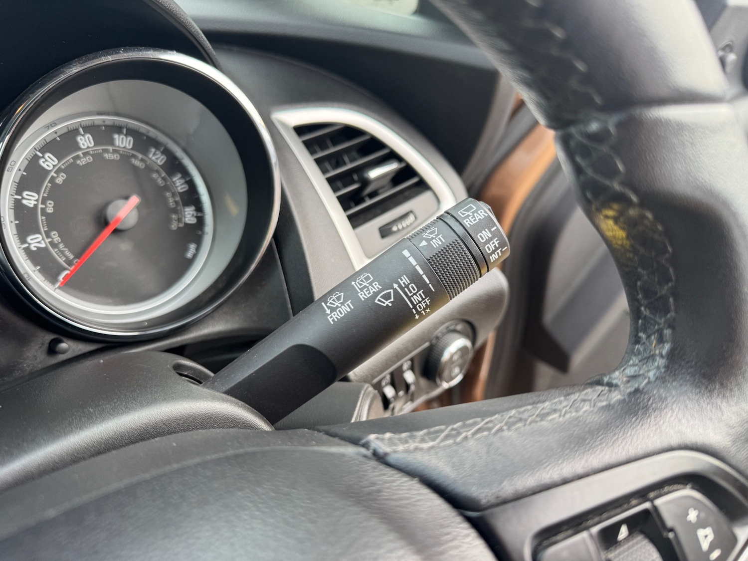 Used Vauxhall Astra 2015 for sale - 77758553: Photo 35