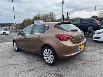 Used Vauxhall Astra 2015 for sale - 77758553: Photo