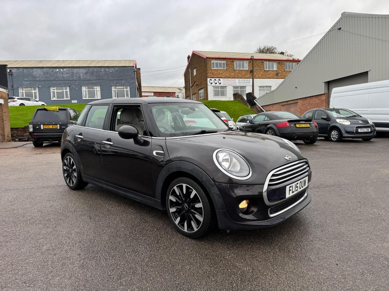 Used MINI Hatch 2015 for sale - 76576951: Photo 2