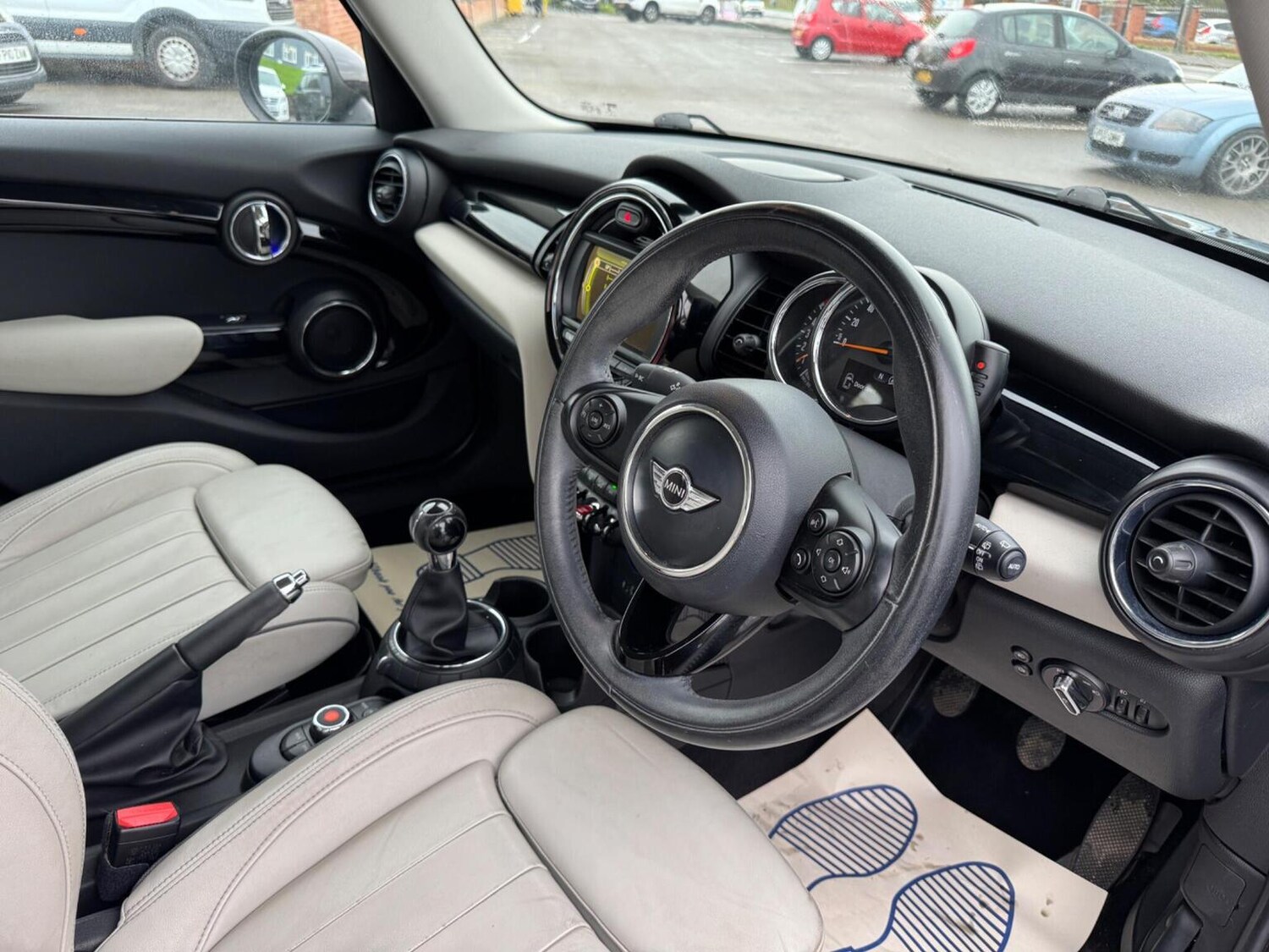 Used MINI Hatch 2015 for sale - 76576951: Photo 29