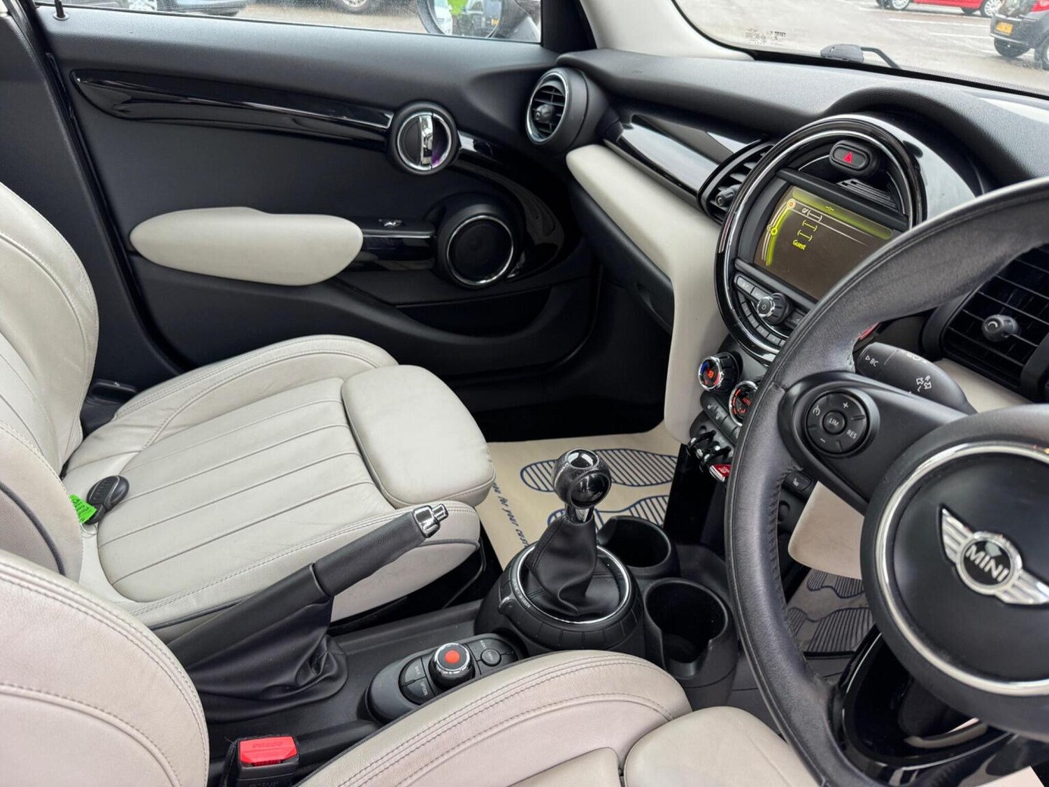 Used MINI Hatch 2015 for sale - 76576951: Photo 30