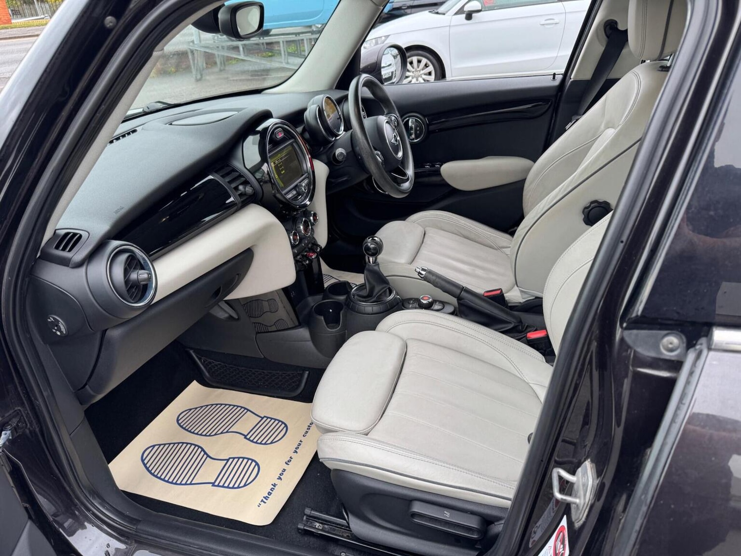 Used MINI Hatch 2015 for sale - 76576951: Photo 42