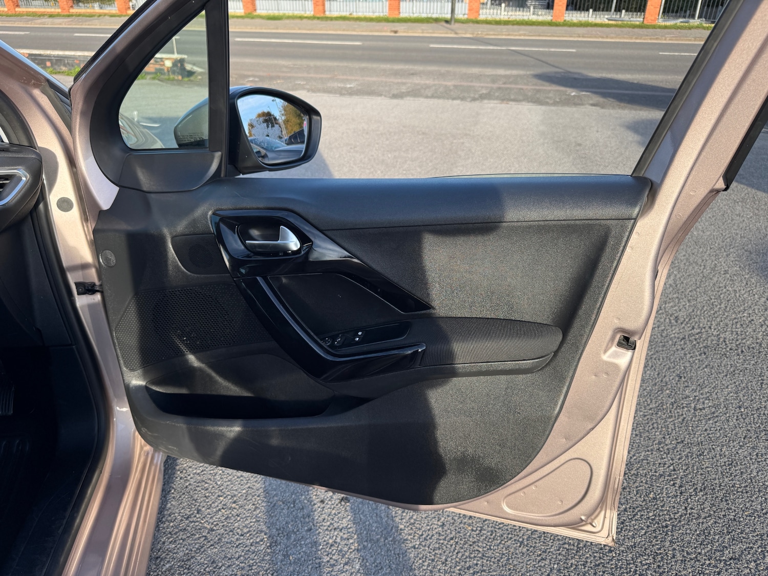 Used Peugeot 208 2013 for sale - 77756925: Photo 26