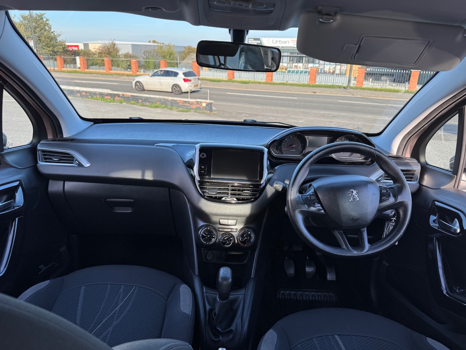 Used Peugeot 208 2013 for sale - 77756925: Photo 49