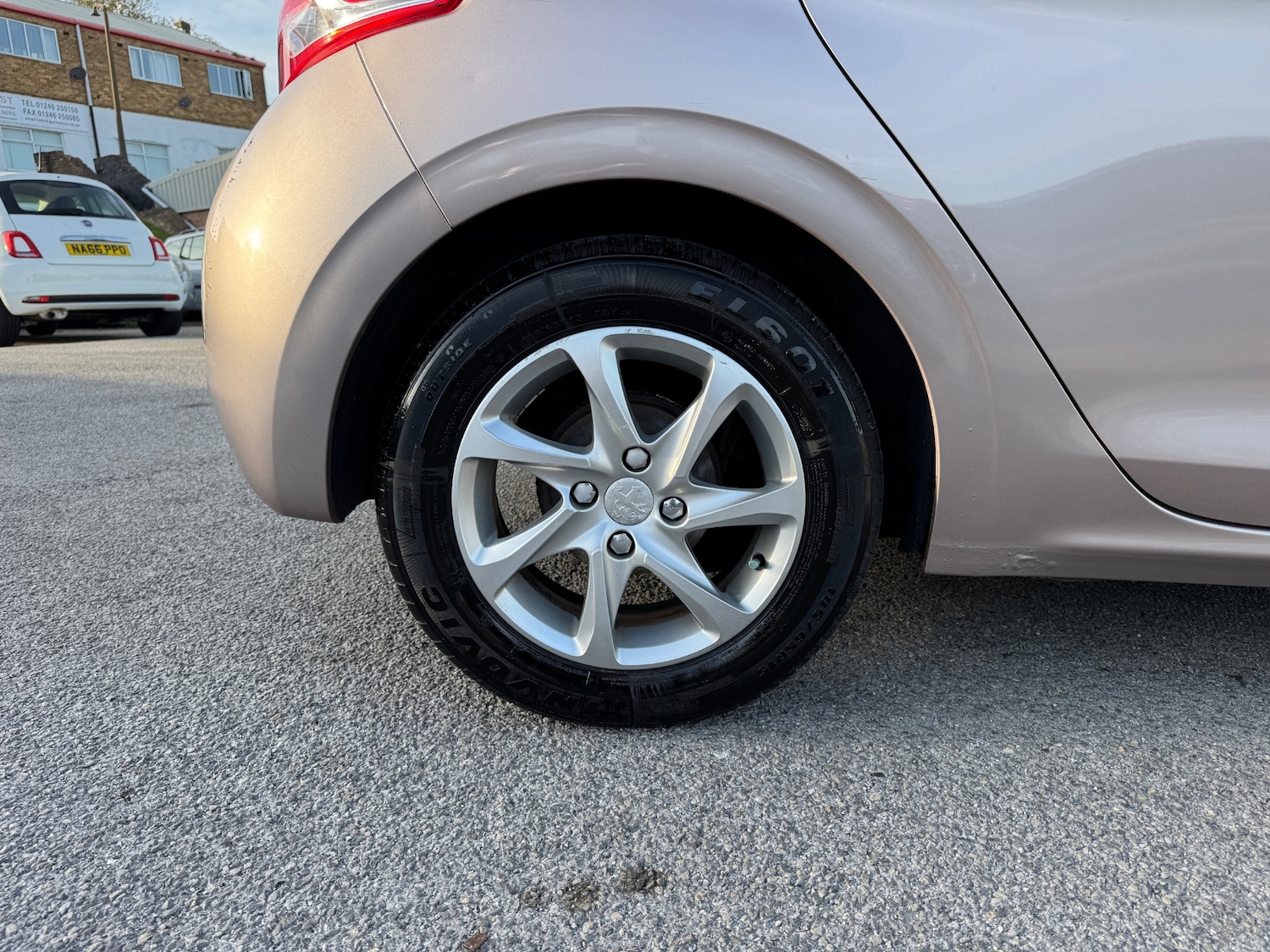 Used Peugeot 208 2013 for sale - 77756925: Photo 8