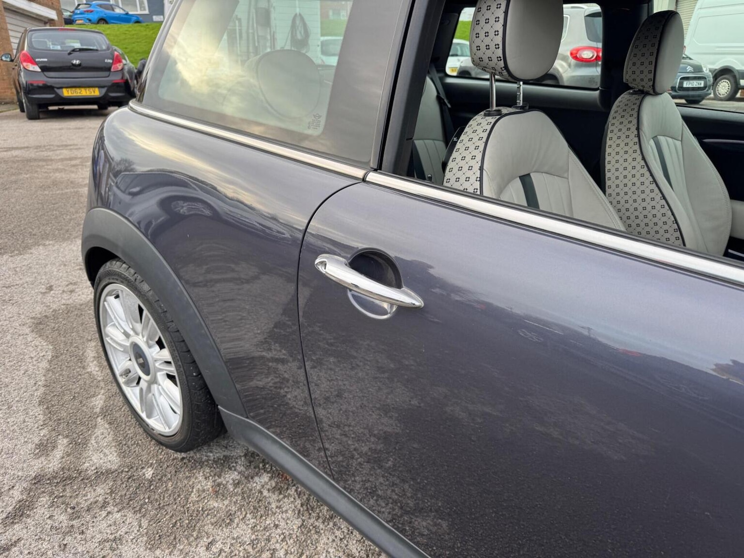 Used MINI Hatch 2011 for sale - 76712670: Photo 10