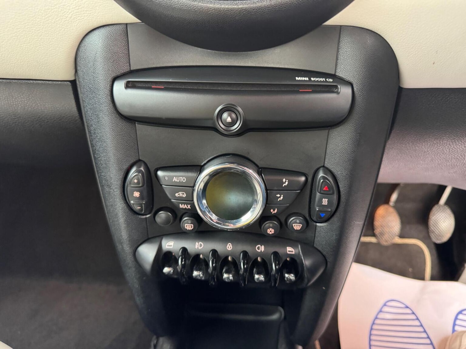 Used MINI Hatch 2011 for sale - 76712670: Photo 40