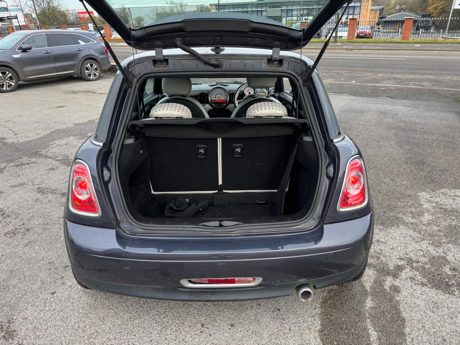 Used MINI Hatch 2011 for sale - 76712670: Photo 6