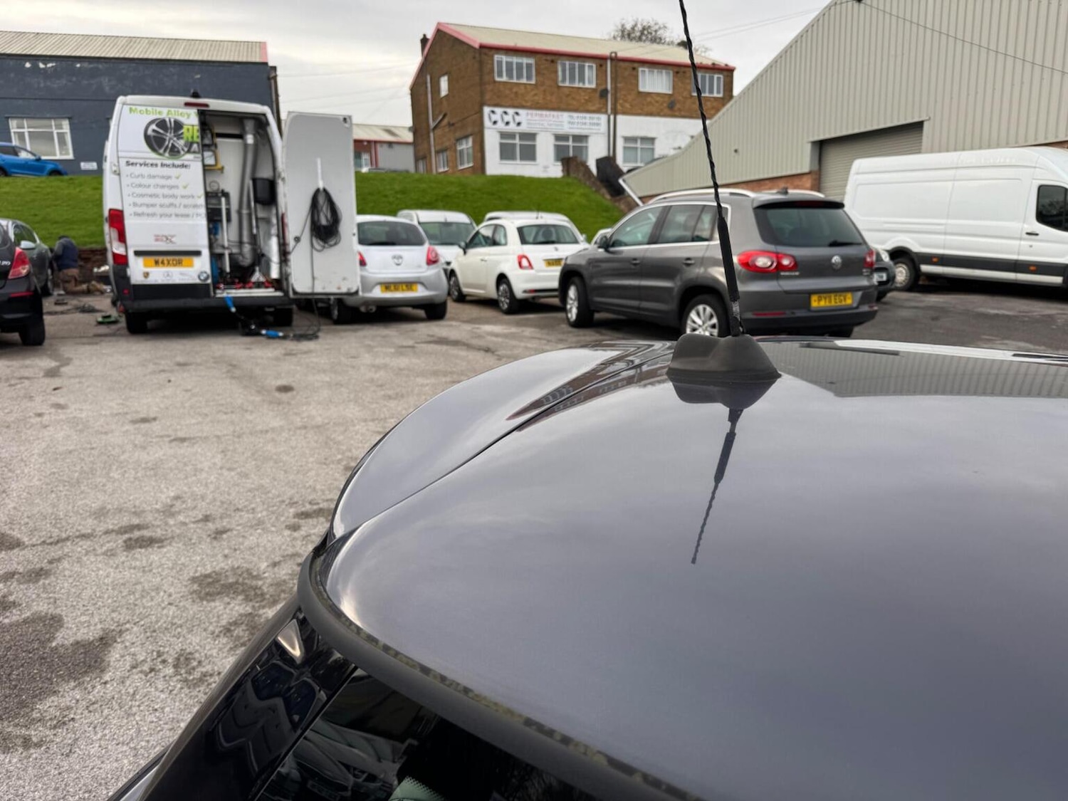 Used MINI Hatch 2011 for sale - 76712670: Photo 9