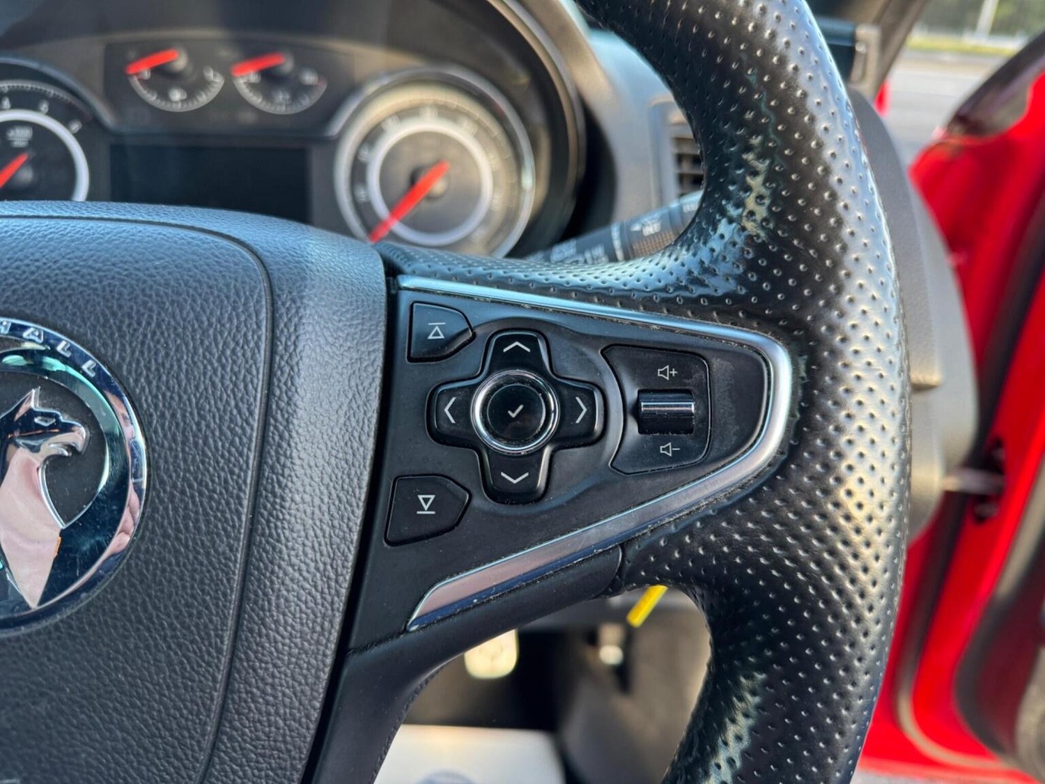 Used Vauxhall Insignia 2015 for sale - 76637445: Photo 25